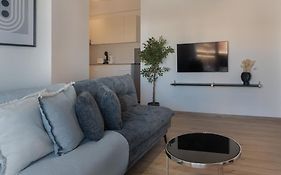 Phaedrus Living City Breeze Residences Finesse